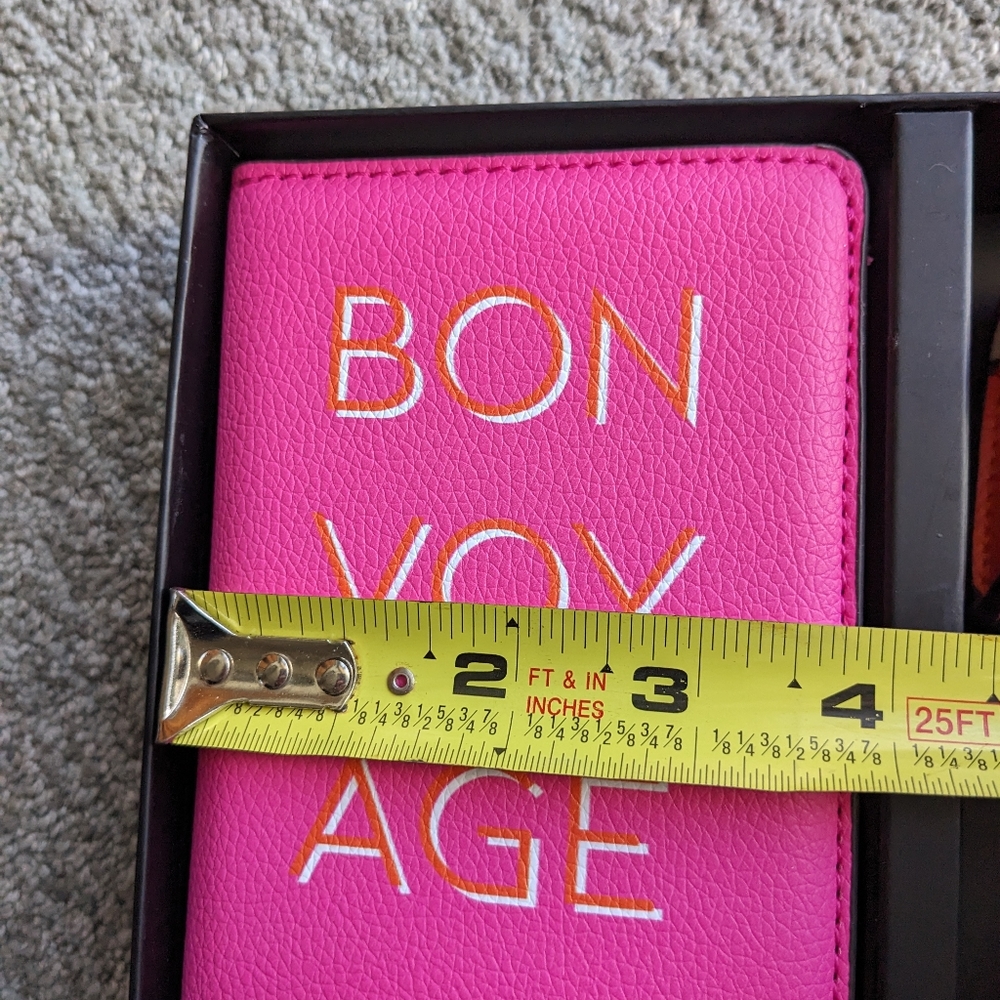 🏈 Collection Xiix NWT 3 PC travel set passport earbuds luggage tag pink ye… - Picture 15 of 16